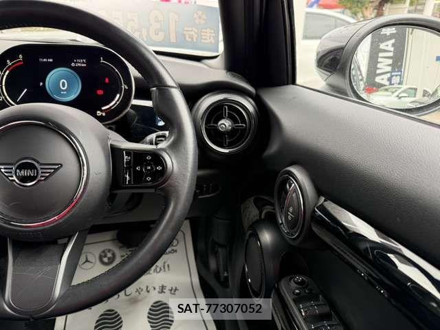 Bmw MINI 2022-04 4639848-19
