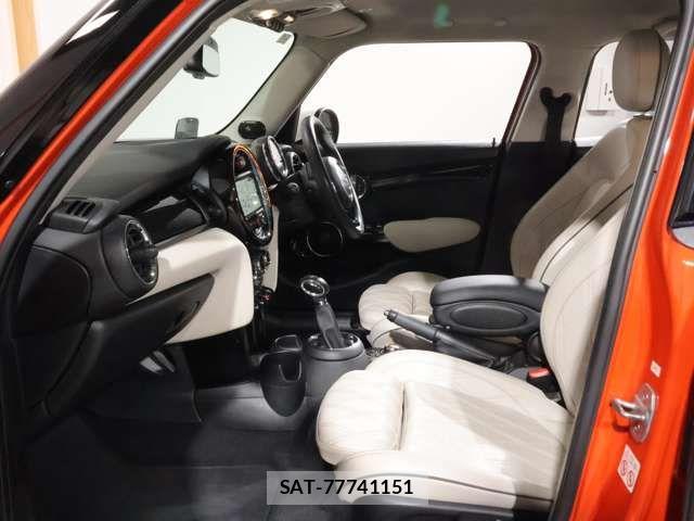 Bmw MINI 2019-11 6013058-11