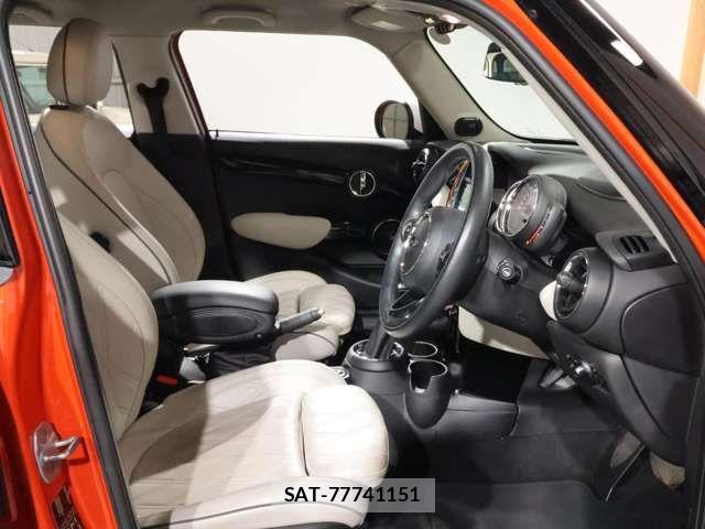 Bmw MINI 2019-11 6013058-12