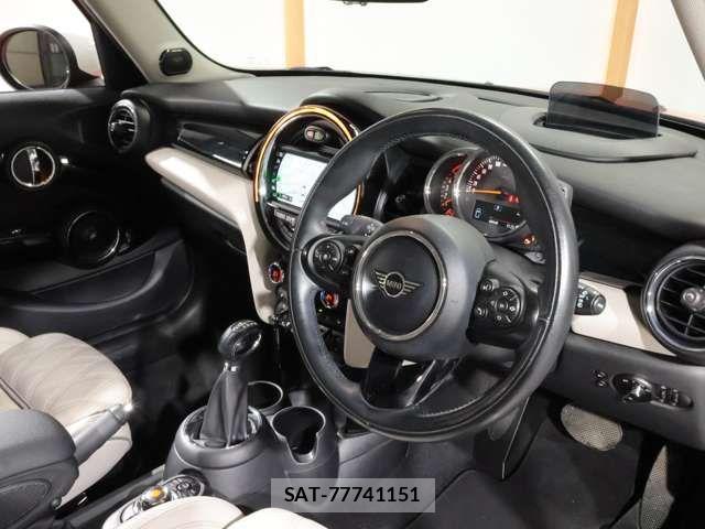 Bmw MINI 2019-11 6013058-15