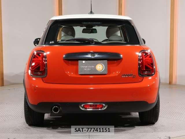 Bmw MINI 2019-11 6013058-8