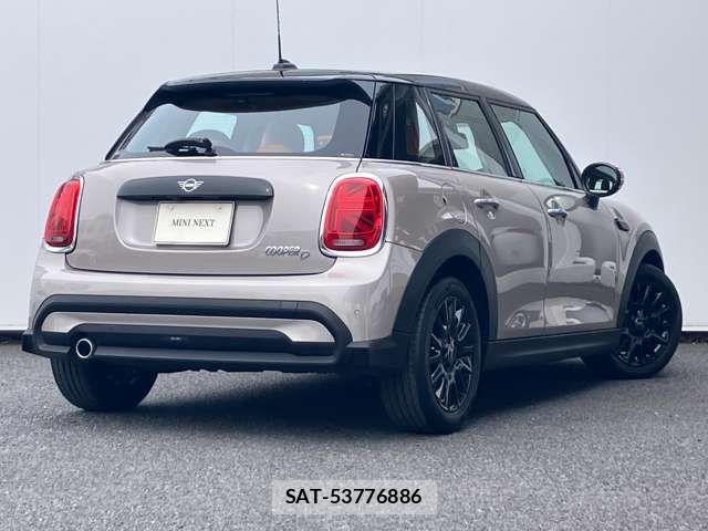 Bmw MINI 2023-03 6245750-2