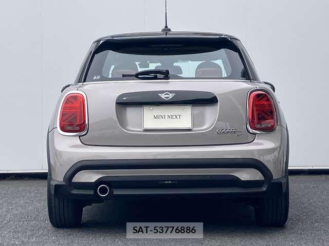 Bmw MINI 2023-03 6245750-4
