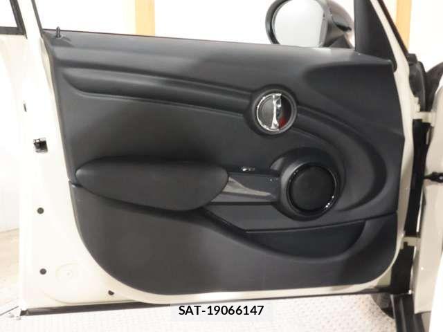 Bmw MINI 2018-08 6245757-13