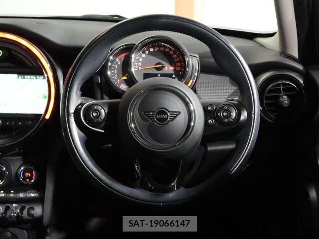 Bmw MINI 2018-08 6245757-16