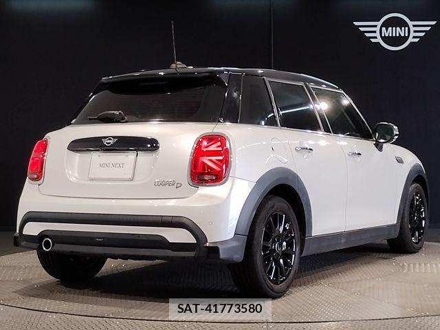 Bmw MINI 2023-04 6672493-2