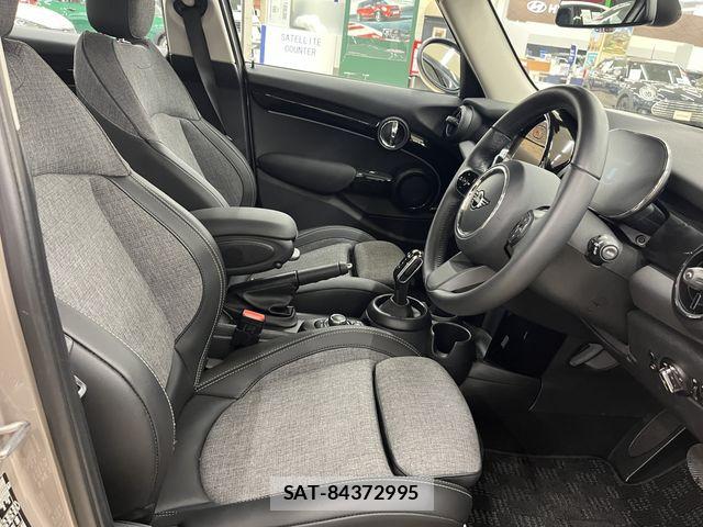 Bmw MINI 2023-02 6908436-3