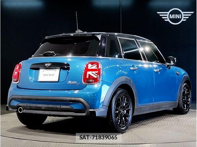 Bmw MINI 2021-10 7059577-2