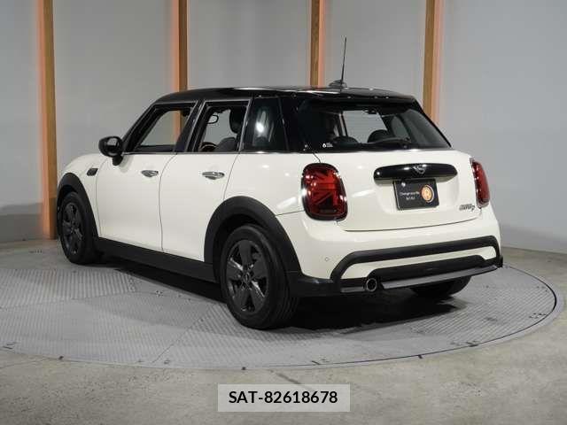 Bmw MINI 2021-09 7059575-8