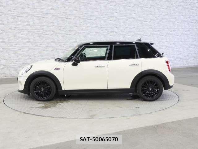 Bmw MINI 2020-04 7221800-12
