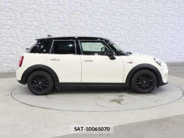 Bmw MINI 2020-04 7221800-13