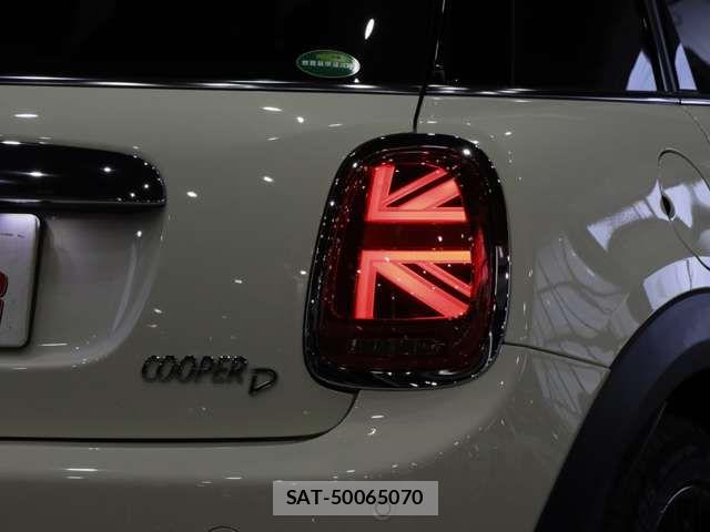 Bmw MINI 2020-04 7221800-16
