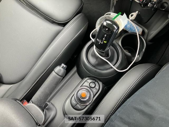 Bmw MINI 2020-11 7221801-12