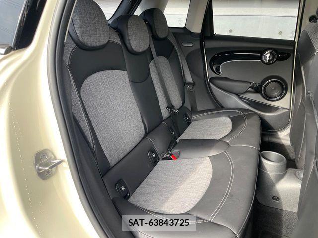 Bmw MINI 2022-08 7221803-9