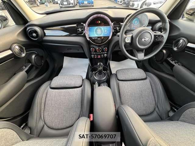 Bmw MINI 2022-07 7328395-1