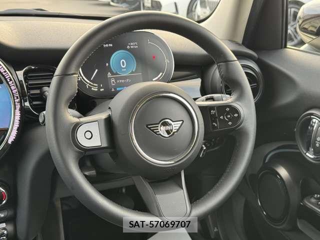 Bmw MINI 2022-07 7328395-24