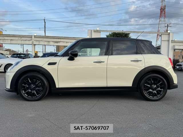 Bmw MINI 2022-07 7328395-3