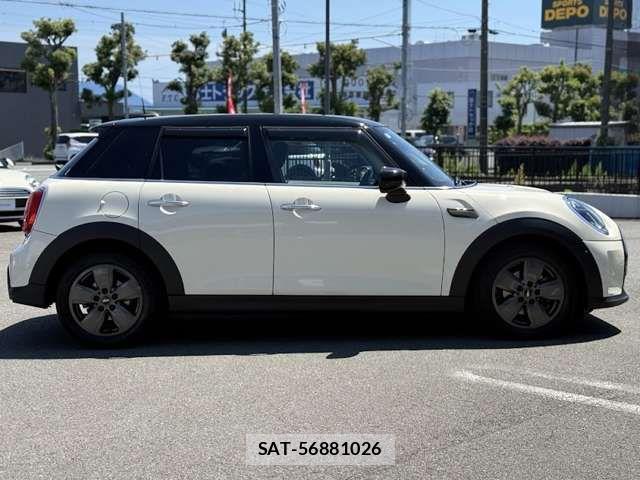 Bmw MINI 2022-06 7328398-17
