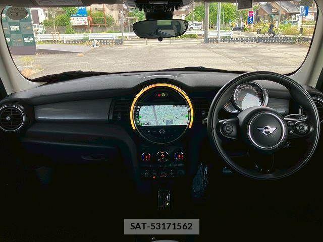 Bmw MINI 2021-03 7358757-2