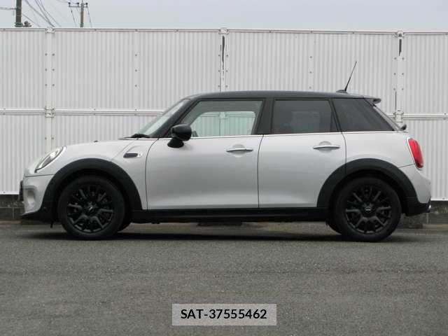 Bmw MINI 2020-03 7725733-5