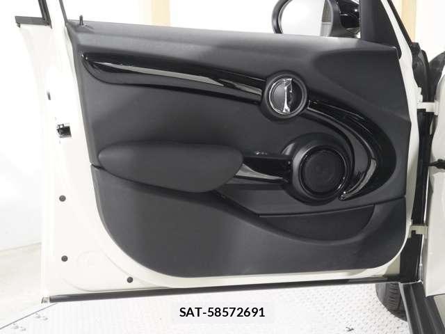 Bmw MINI 2021-10 7725722-13