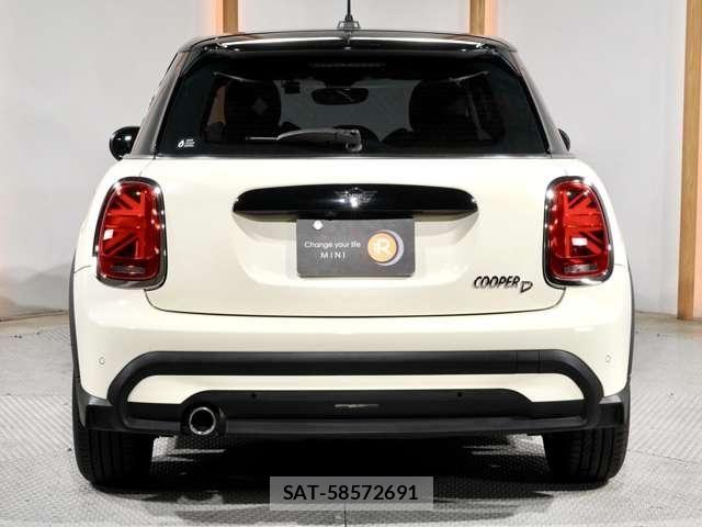 Bmw MINI 2021-10 7725722-8