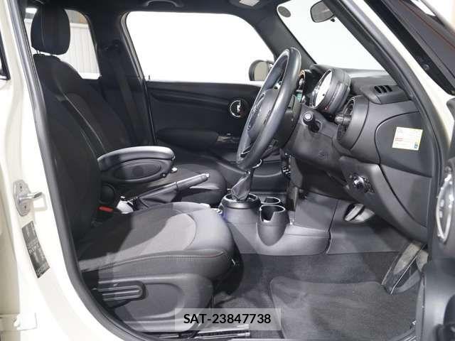 Bmw MINI 2018-09 7787052-10