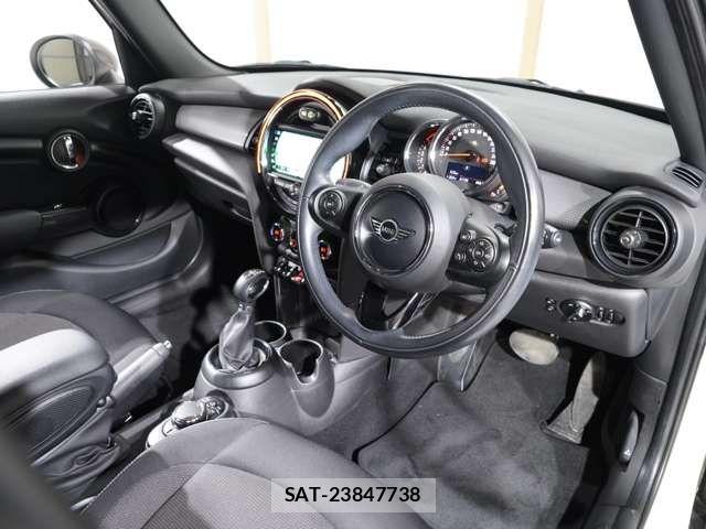 Bmw MINI 2018-09 7787052-13