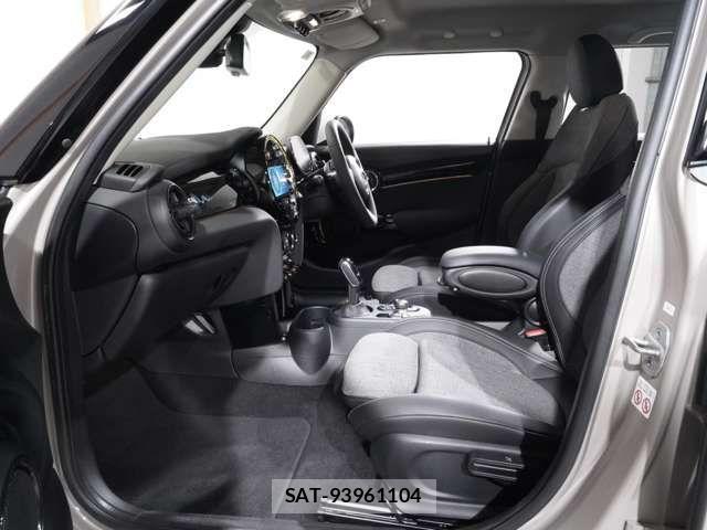 Bmw MINI 2024-01 7787056-9