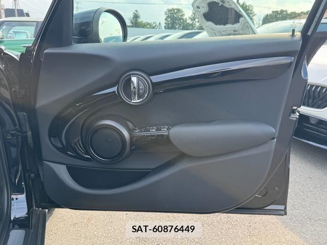Bmw MINI 2021-06 7787061-25