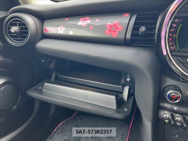 Bmw MINI 2020-05 7787051-19