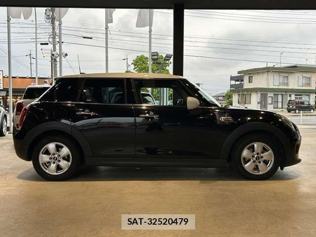 Bmw MINI 2018-02 7787050-8