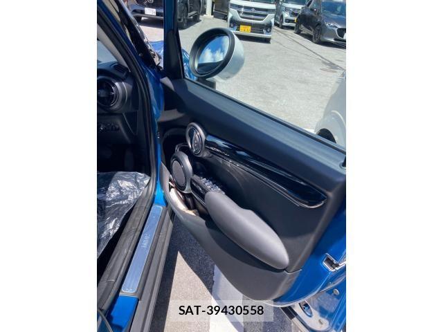 Bmw MINI 2023-06 7877802-13