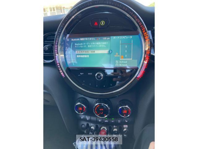 Bmw MINI 2023-06 7877802-18