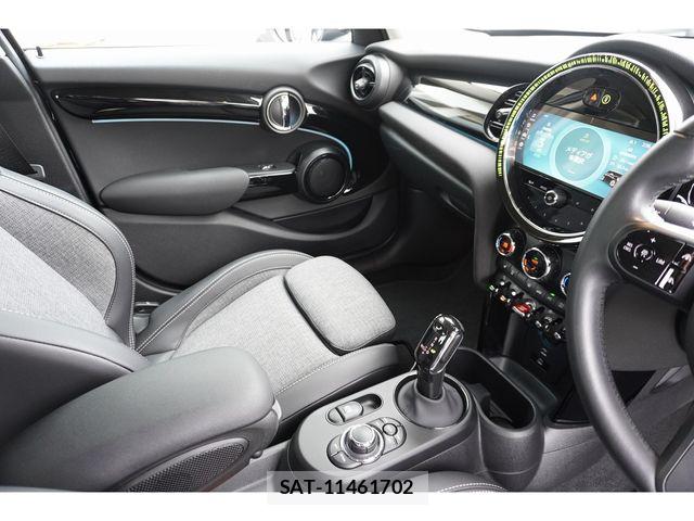 Bmw MINI 2024-04 7902978-19