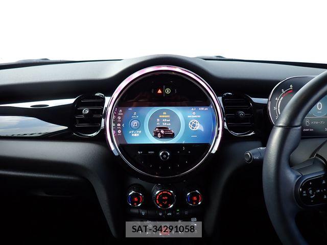 Bmw MINI 2021-07 7962632-13