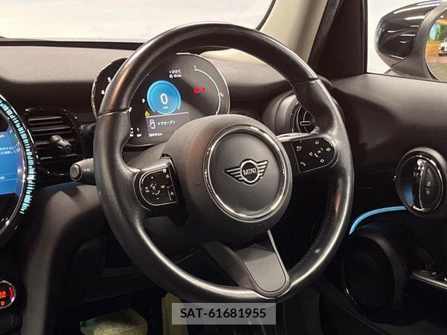 Bmw MINI 2021-11 7962633-10
