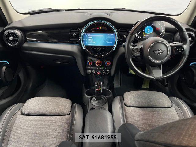 Bmw MINI 2021-11 7962633-1