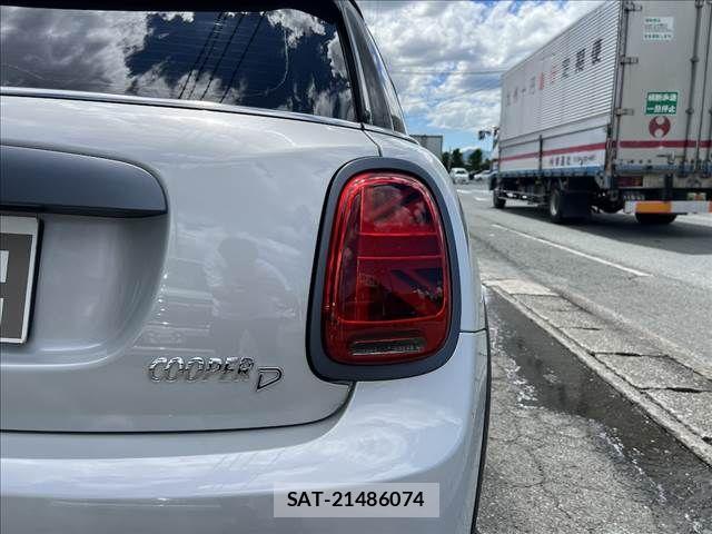 Bmw MINI 2022-04 8036786-9
