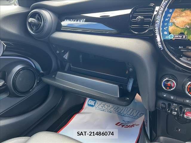 Bmw MINI 2022-04 8036786-19