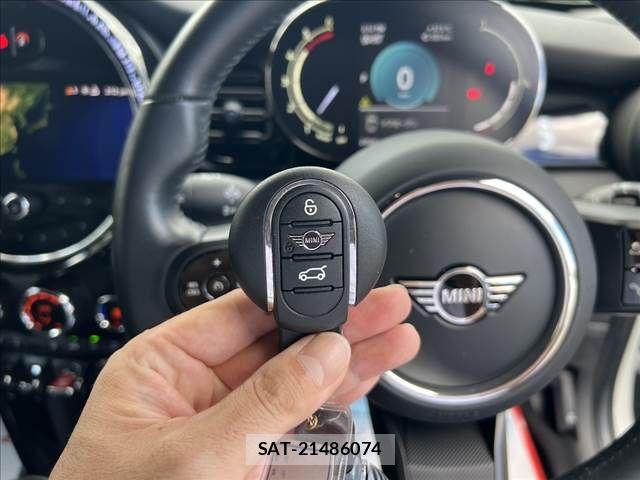 Bmw MINI 2022-04 8036786-22