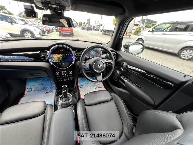 Bmw MINI 2022-04 8036786-24