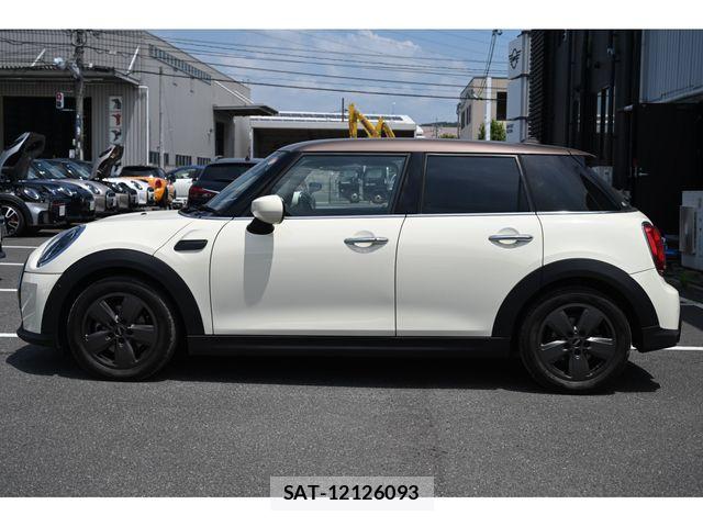 Bmw MINI 2022-07 8074605-8
