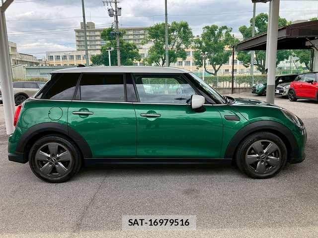 Bmw MINI 2021-07 8074607-11