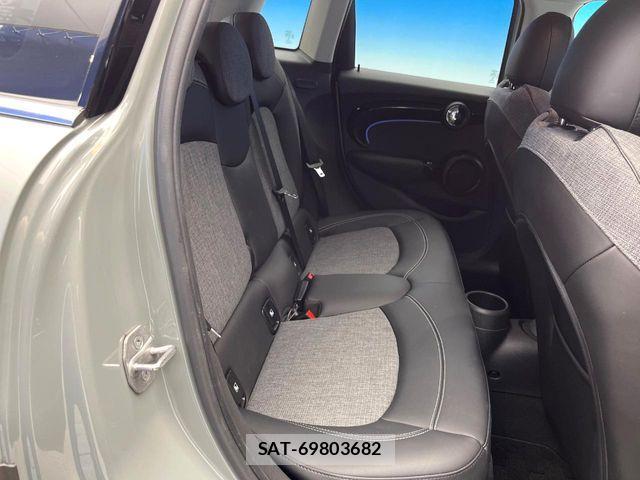 Bmw MINI 2022-04 8074604-9
