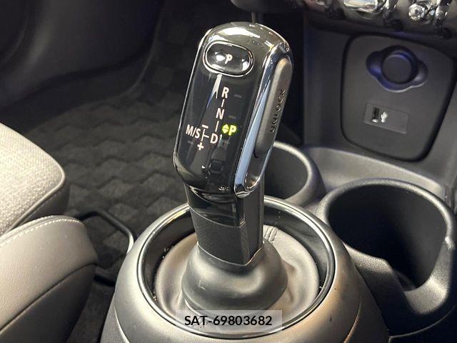 Bmw MINI 2022-04 8074604-11