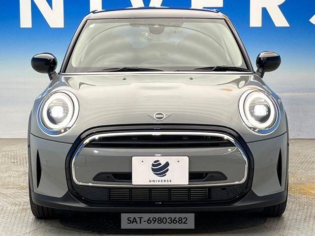 Bmw MINI 2022-04 8074604-15