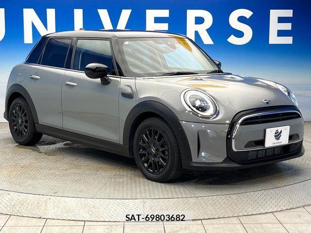 Bmw MINI 2022-04 8074604-17