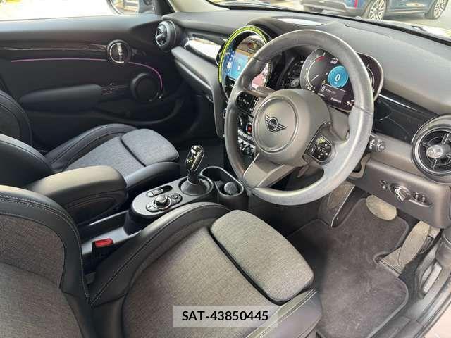 Bmw MINI 2023-06 8074603-5