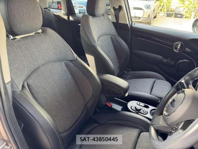 Bmw MINI 2023-06 8074603-6